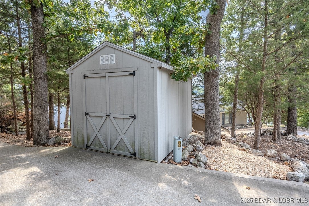 Sunrise Beach, Missouri, 65079, United States, 3 Bedrooms Bedrooms, ,3 BathroomsBathrooms,Residential,Active,1934766