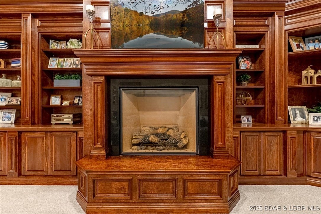 Lake Ozark, Missouri, 65049, United States, 5 Bedrooms Bedrooms, ,5 BathroomsBathrooms,Residential,Active,1990646