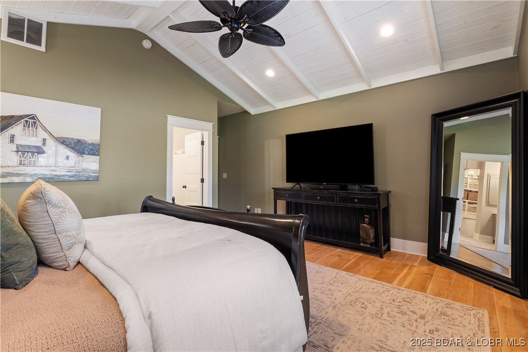 Lake Ozark, Missouri, 65049, United States, 4 Bedrooms Bedrooms, ,5 BathroomsBathrooms,Residential,Active,1960161