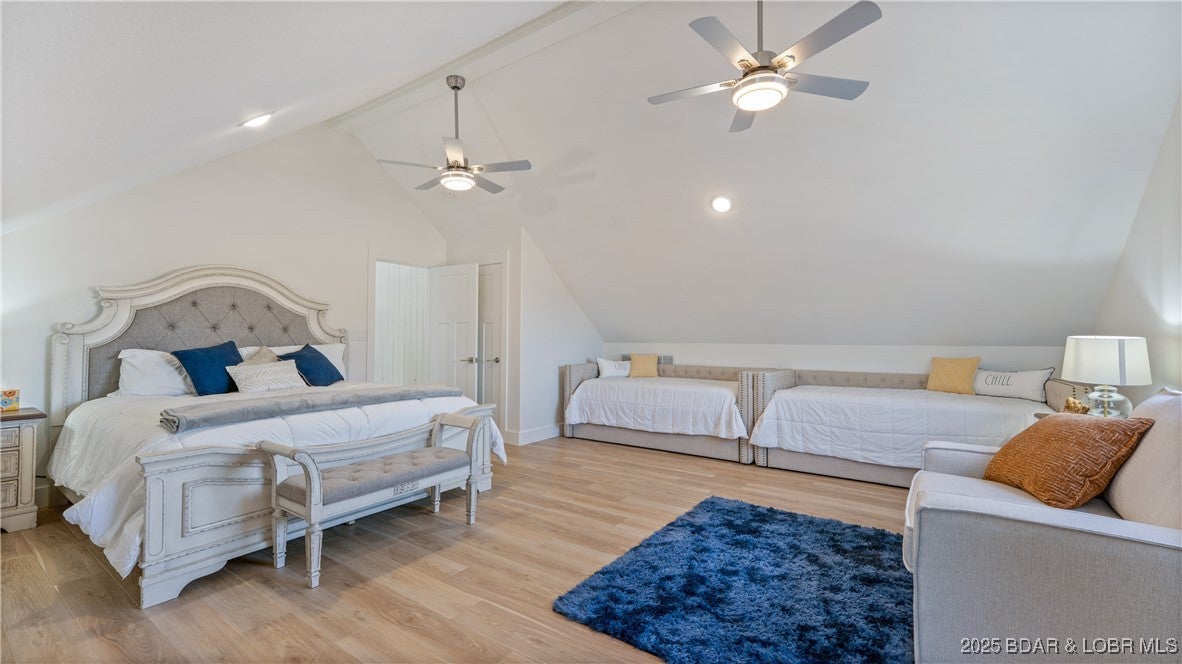 Roach, Missouri, 65787, United States, 8 Bedrooms Bedrooms, ,5 BathroomsBathrooms,Residential,Active,2007100