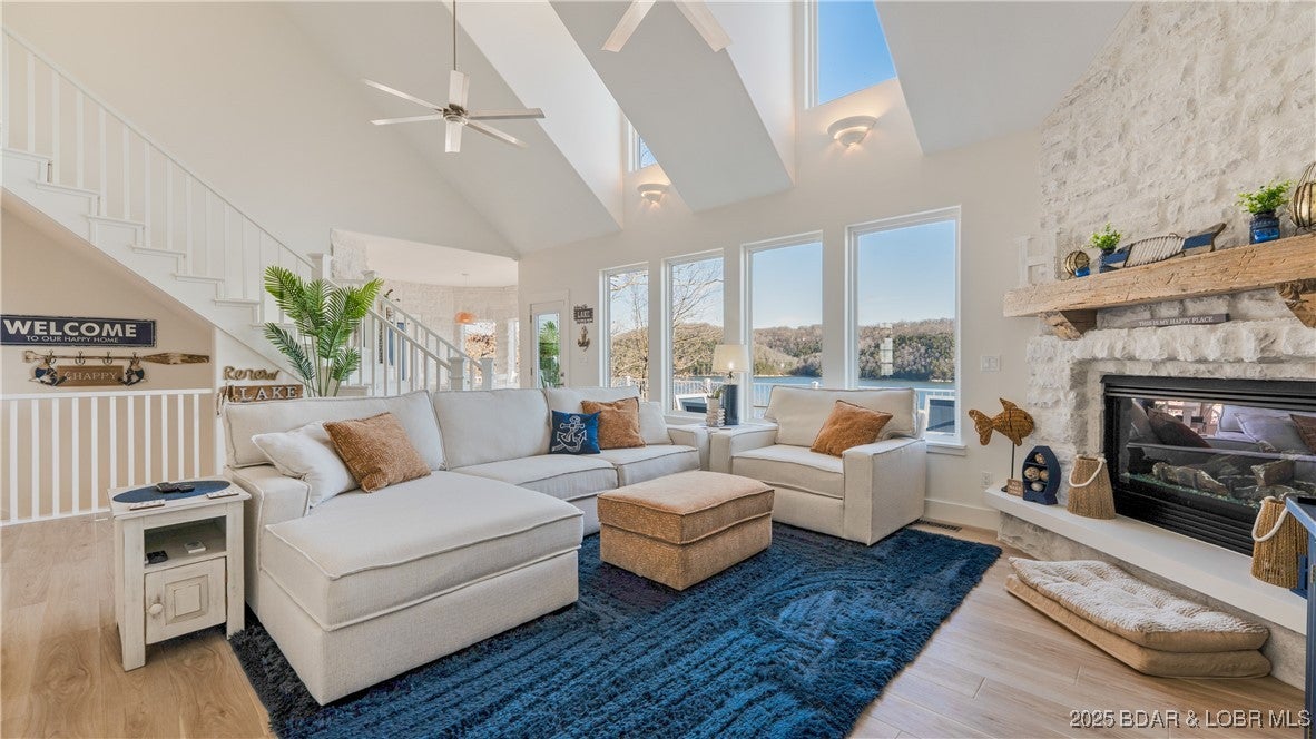 Roach, Missouri, 65787, United States, 8 Bedrooms Bedrooms, ,5 BathroomsBathrooms,Residential,Active,2007100