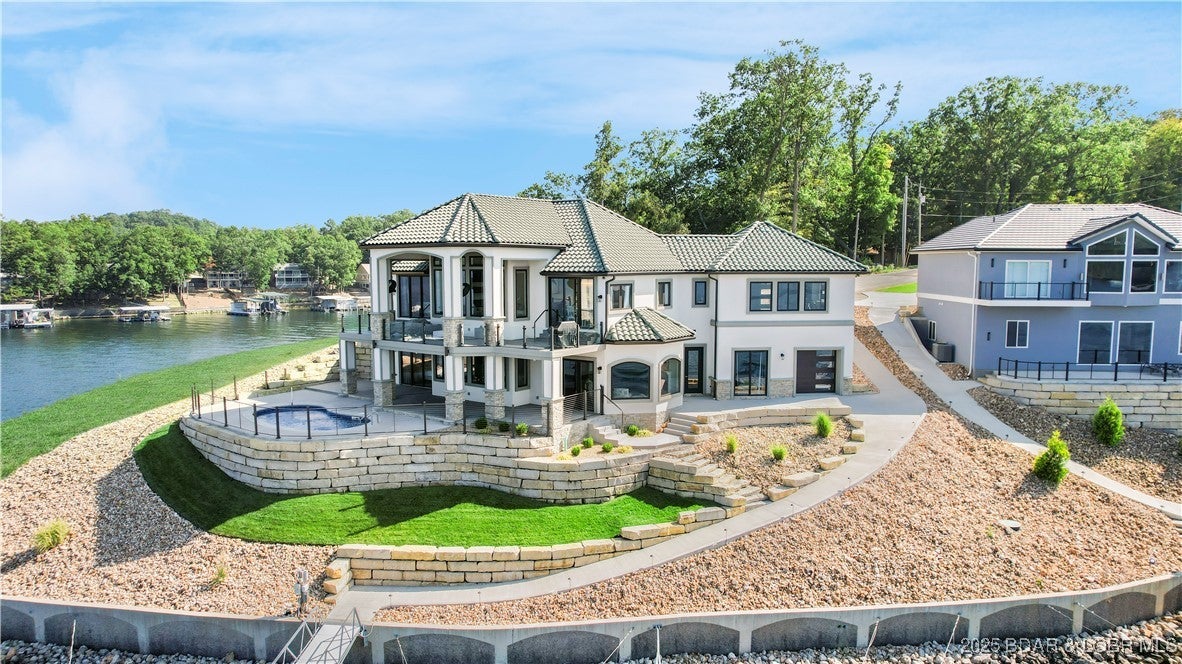 Lake Ozark, Missouri, 65049, United States, ,5 BathroomsBathrooms,Residential,Active,1734496
