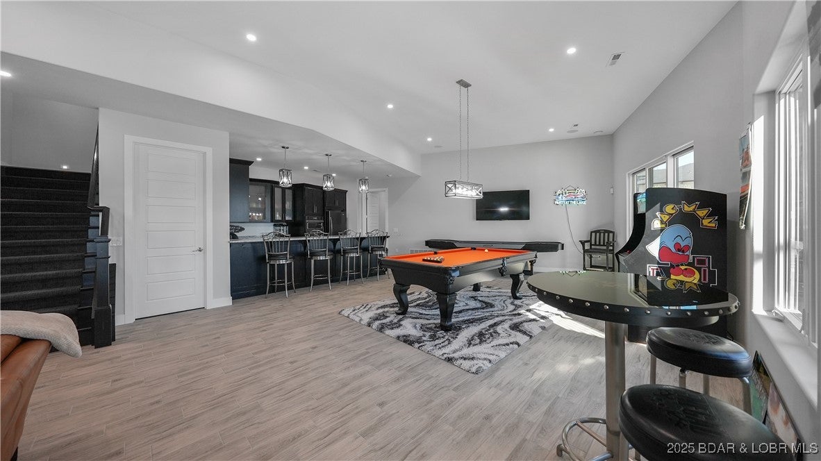 Sunrise Beach, Missouri, 65079, United States, 8 Bedrooms Bedrooms, ,10 BathroomsBathrooms,Residential,Active,1964490