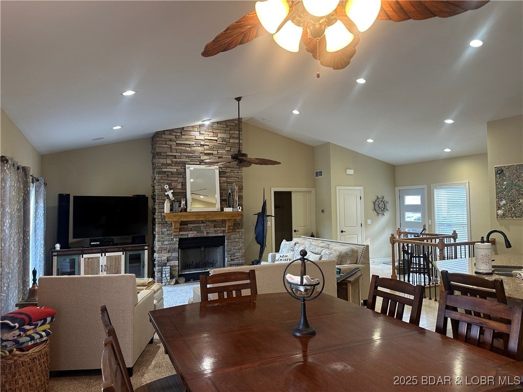 Osage Beach, Missouri, 65065, United States, 4 Bedrooms Bedrooms, ,4 BathroomsBathrooms,Residential,Active,1922318