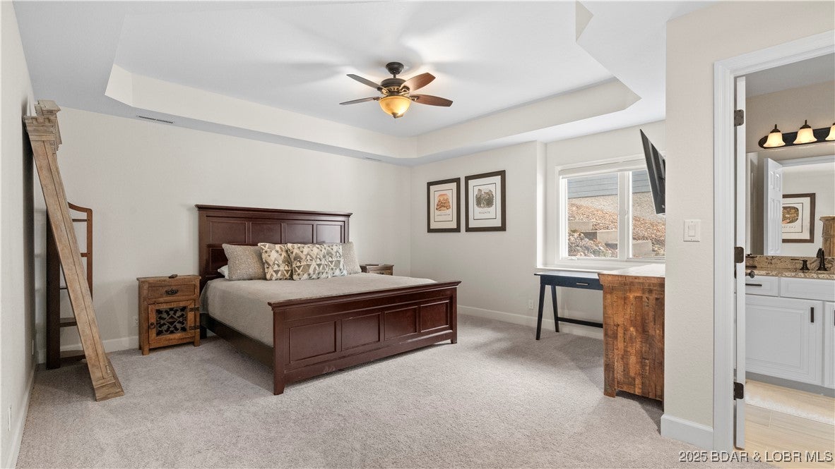 Lake Ozark, Missouri, 65049, United States, 5 Bedrooms Bedrooms, ,5 BathroomsBathrooms,Residential,Active,1968089