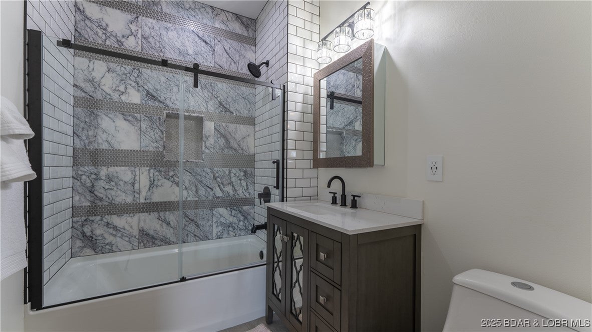 Porto Cima, Missouri, 65079, United States, 6 Bedrooms Bedrooms, ,6 BathroomsBathrooms,Residential,Active,1894189