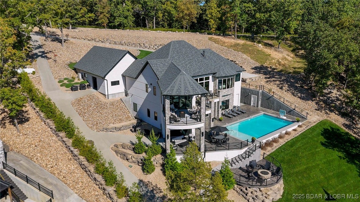 Sunrise Beach, Missouri, 65079, United States, 5 Bedrooms Bedrooms, ,7 BathroomsBathrooms,Residential,Active,1961963