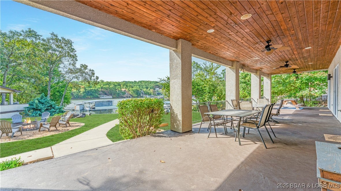 Sunrise Beach, Missouri, 65079, United States, 9 Bedrooms Bedrooms, ,11 BathroomsBathrooms,Residential,Active,1877811