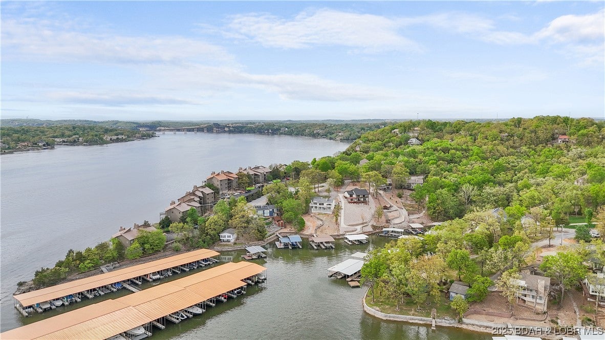 Osage Beach, Missouri, 65065, United States, 4 Bedrooms Bedrooms, ,4 BathroomsBathrooms,Residential,Active,1946330