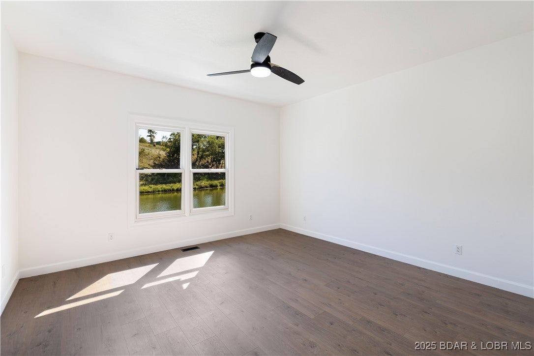 Osage Beach, Missouri, 65065, United States, 6 Bedrooms Bedrooms, ,4 BathroomsBathrooms,Residential,Active,1952762