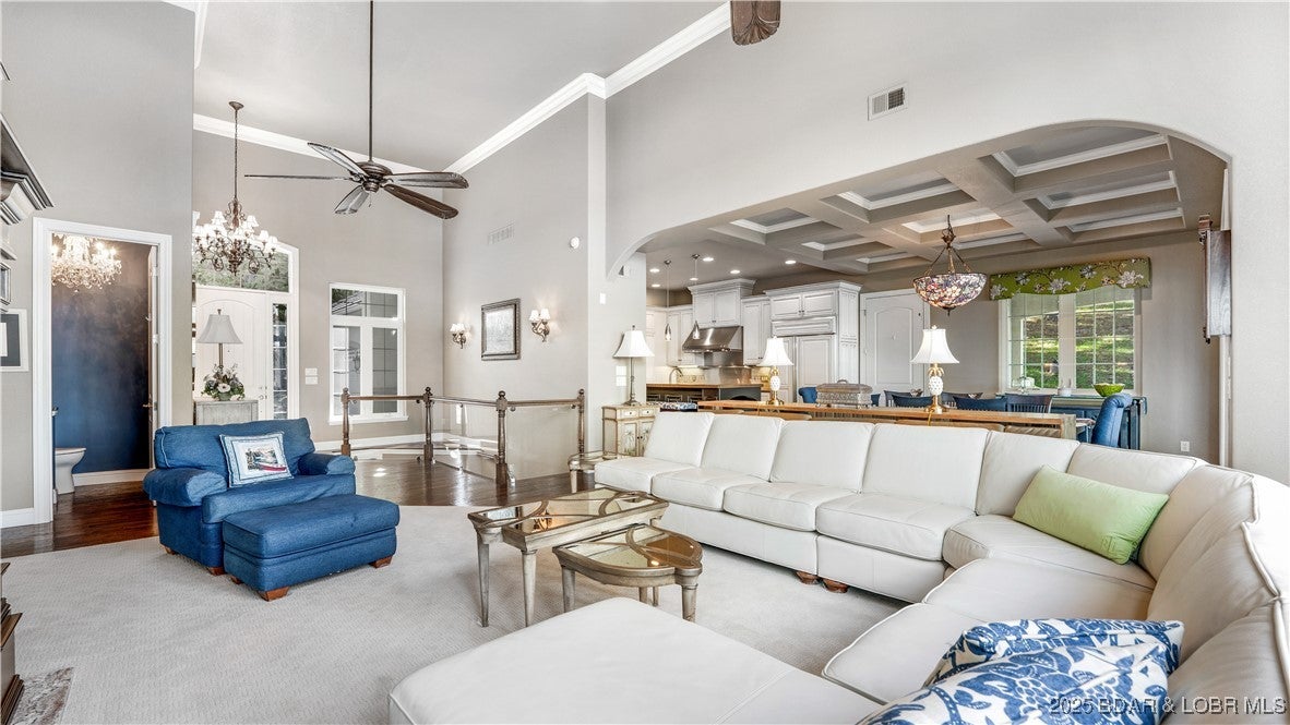 Camdenton, Missouri, 65020, United States, 5 Bedrooms Bedrooms, ,5 BathroomsBathrooms,Residential,Active,1989766