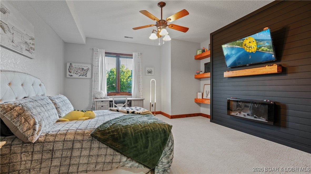 Osage Beach, Missouri, 65065, United States, 8 Bedrooms Bedrooms, ,8 BathroomsBathrooms,Residential,Active,2012239