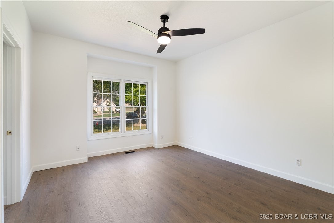 Osage Beach, Missouri, 65065, United States, 6 Bedrooms Bedrooms, ,4 BathroomsBathrooms,Residential,Active,1952762