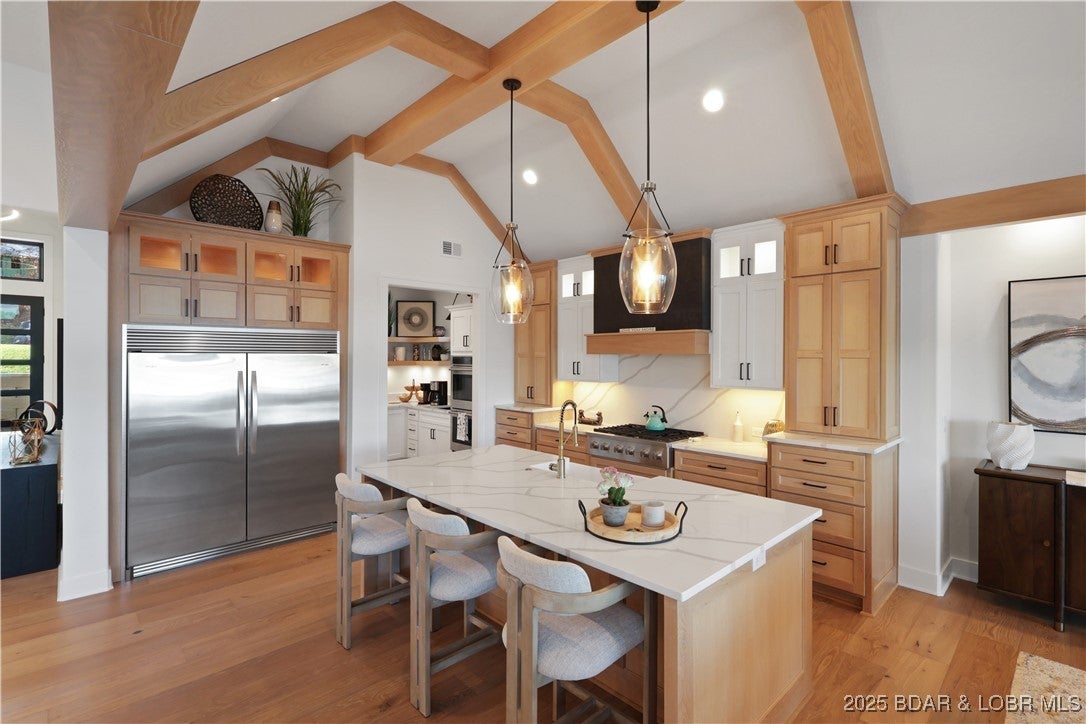 Porto Cima, Missouri, 65079, United States, 6 Bedrooms Bedrooms, ,5 BathroomsBathrooms,Residential,Active,1960144