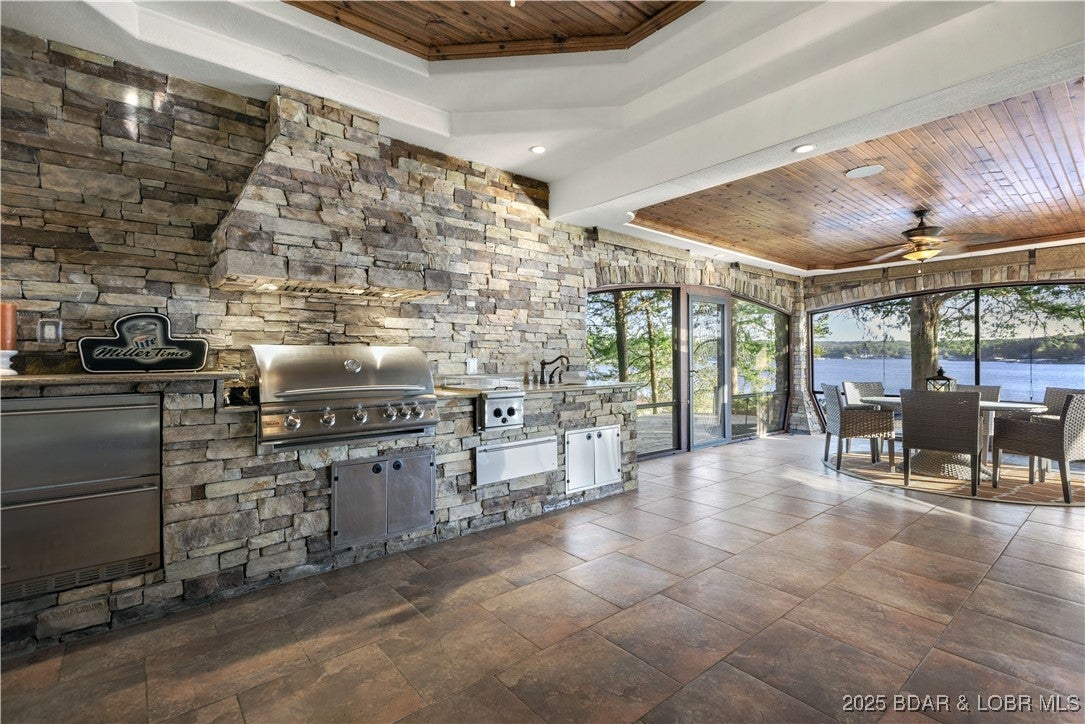 Sunrise Beach, Missouri, 65079, United States, 18 Bedrooms Bedrooms, ,19 BathroomsBathrooms,Residential,Active,1734934