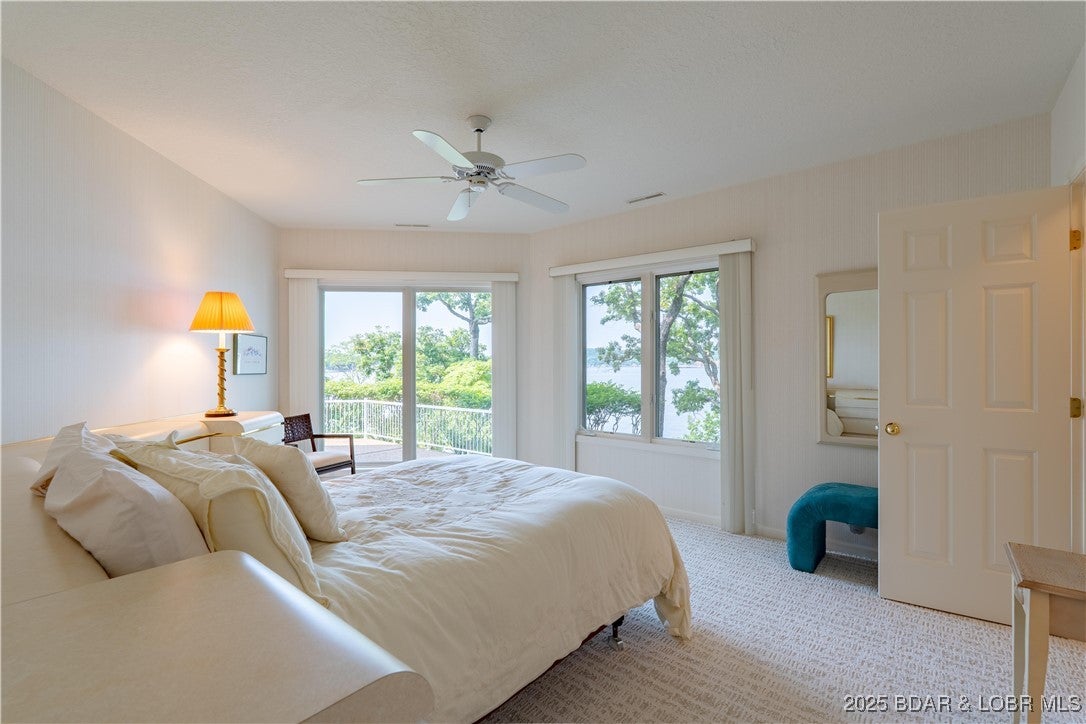 Four Seasons, Missouri, 65049, United States, 5 Bedrooms Bedrooms, ,6 BathroomsBathrooms,Residential,Active,1843468
