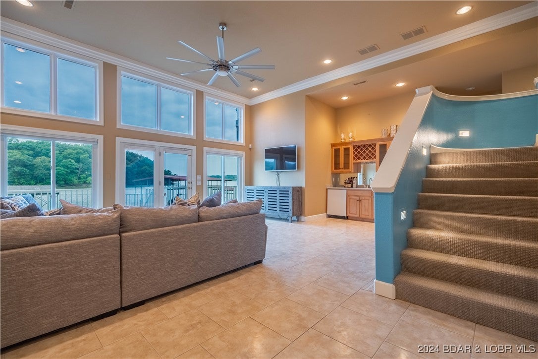 Porto Cima, Missouri, 65079, United States, ,5 BathroomsBathrooms,Residential,Active,1703312