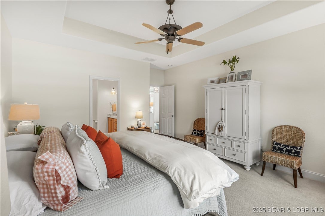 Lake Ozark, Missouri, 65049, United States, 6 Bedrooms Bedrooms, ,4 BathroomsBathrooms,Residential,Active,2006947