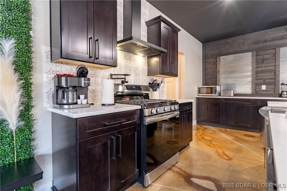 Sunrise Beach, Missouri, 65079, United States, ,5 BathroomsBathrooms,Residential,Active,1764512