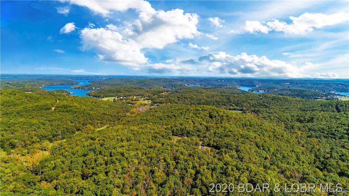 Camdenton, Missouri, 65020, United States, 3 Bedrooms Bedrooms, ,5 BathroomsBathrooms,Residential,Active,2007208