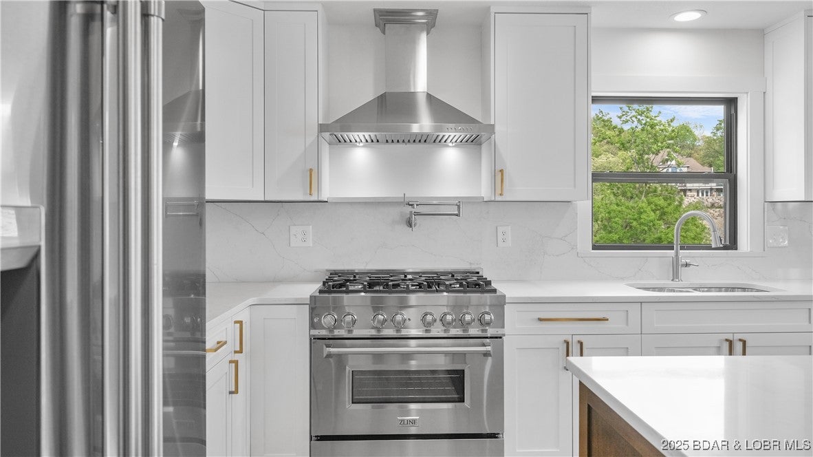 Osage Beach, Missouri, 65065, United States, 4 Bedrooms Bedrooms, ,4 BathroomsBathrooms,Residential,Active,1946330