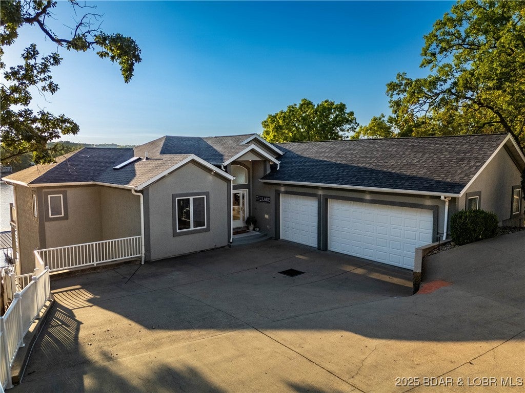 Sunrise Beach, Missouri, 65079, United States, 6 Bedrooms Bedrooms, ,5 BathroomsBathrooms,Residential,Active,1963265