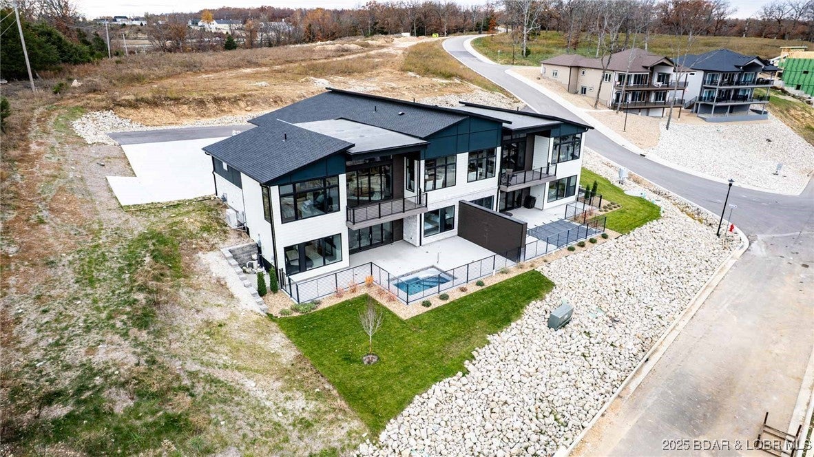 Osage Beach, Missouri, 65065, United States, 5 Bedrooms Bedrooms, ,4 BathroomsBathrooms,Residential,Active,1953713