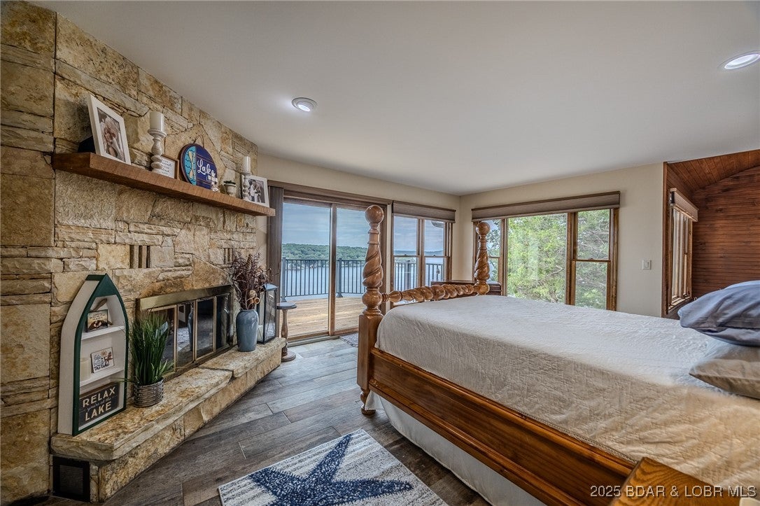 Sunrise Beach, Missouri, 65079, United States, 3 Bedrooms Bedrooms, ,3 BathroomsBathrooms,Residential,Active,1934766