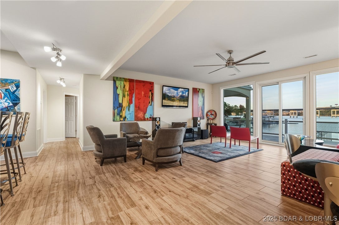 Porto Cima, Missouri, 65079, United States, 5 Bedrooms Bedrooms, ,4 BathroomsBathrooms,Residential,Active,1973370