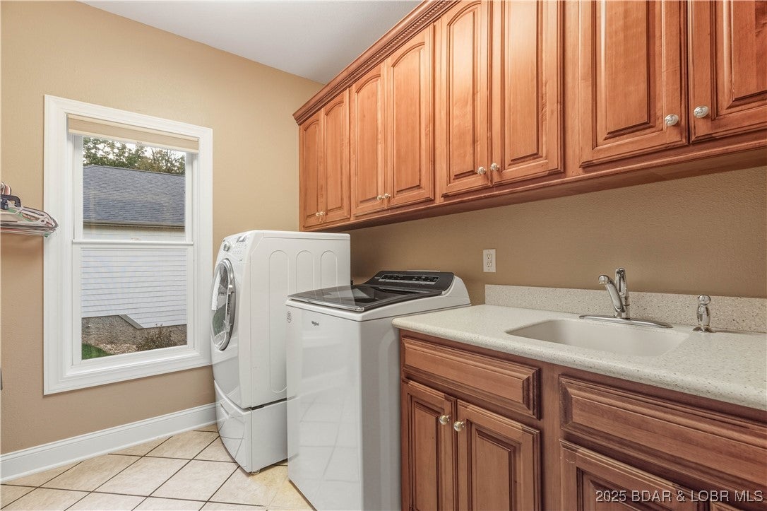 Porto Cima, Missouri, 65079, United States, 5 Bedrooms Bedrooms, ,4 BathroomsBathrooms,Residential,Active,1973370