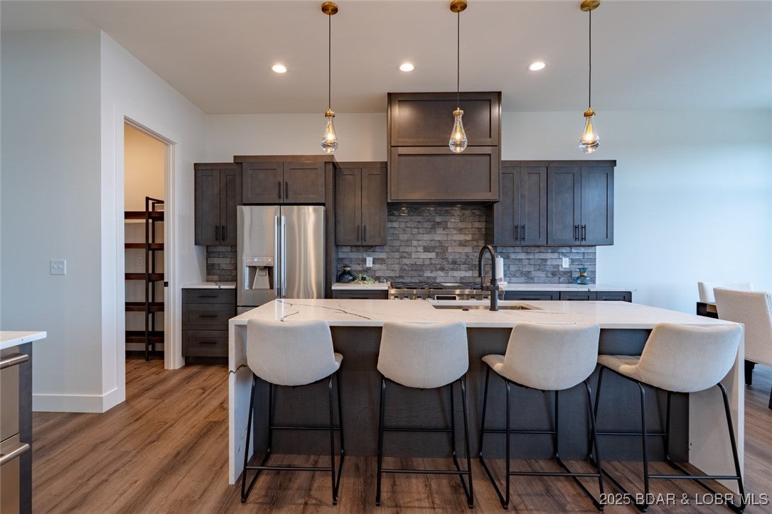 Osage Beach, Missouri, 65065, United States, 5 Bedrooms Bedrooms, ,4 BathroomsBathrooms,Residential,Active,1953713