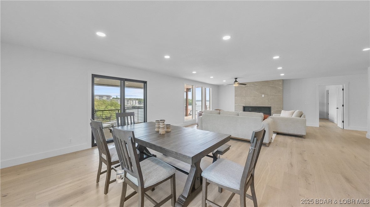 Osage Beach, Missouri, 65065, United States, 4 Bedrooms Bedrooms, ,4 BathroomsBathrooms,Residential,Active,1946330