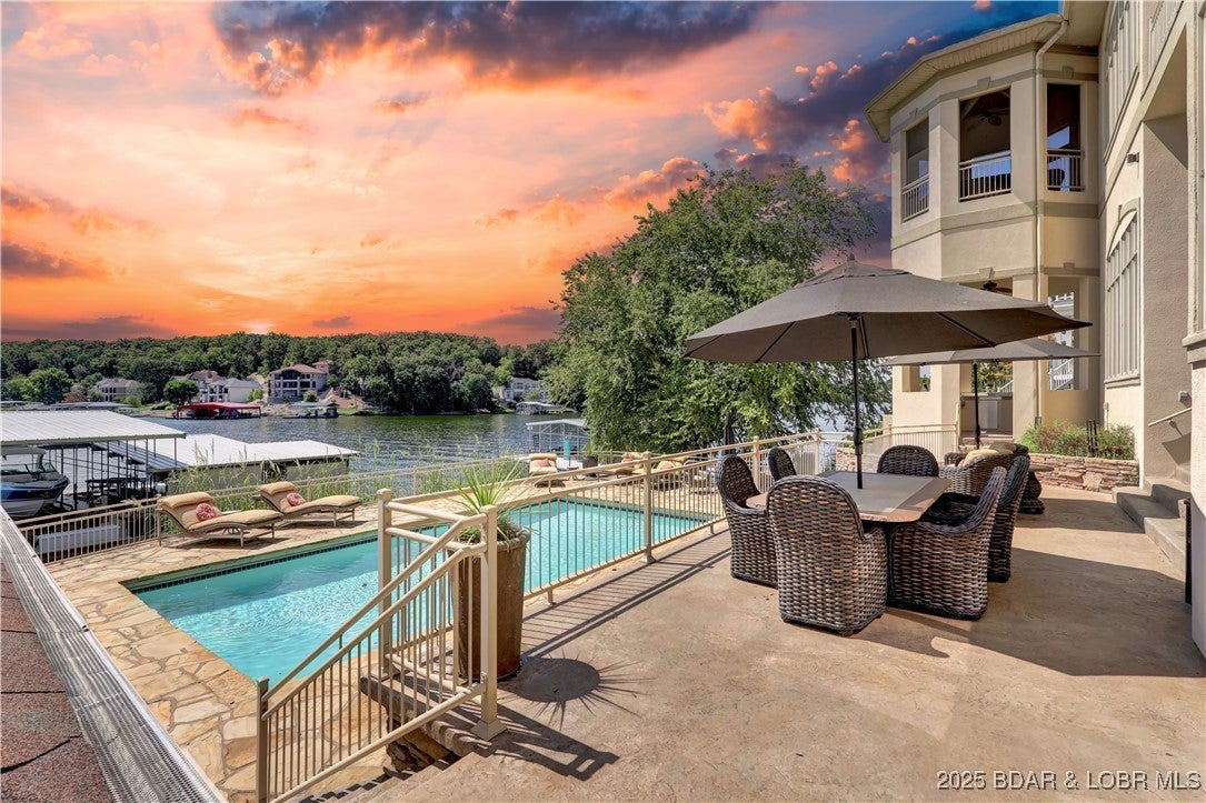 Porto Cima, Missouri, 65079, United States, 7 Bedrooms Bedrooms, ,7 BathroomsBathrooms,Residential,Active,1922532