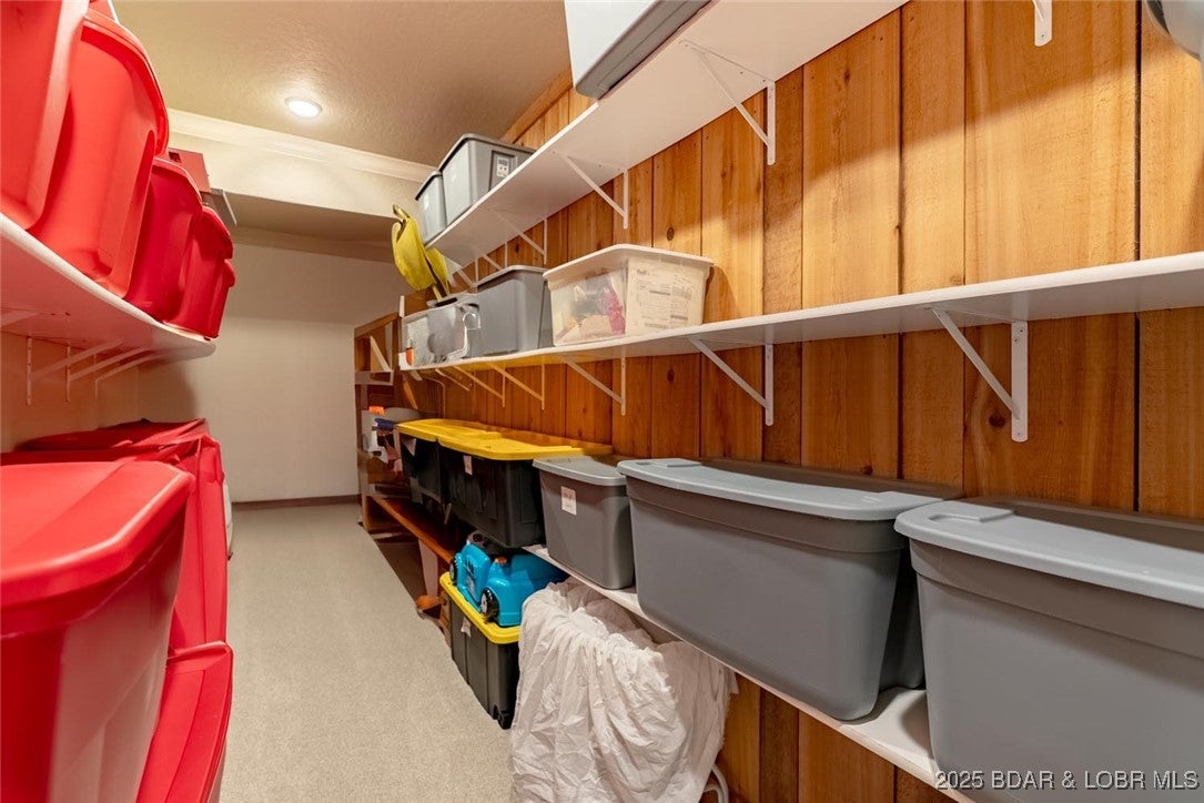 Lake Ozark, Missouri, 65049, United States, 5 Bedrooms Bedrooms, ,5 BathroomsBathrooms,Residential,Active,1990646