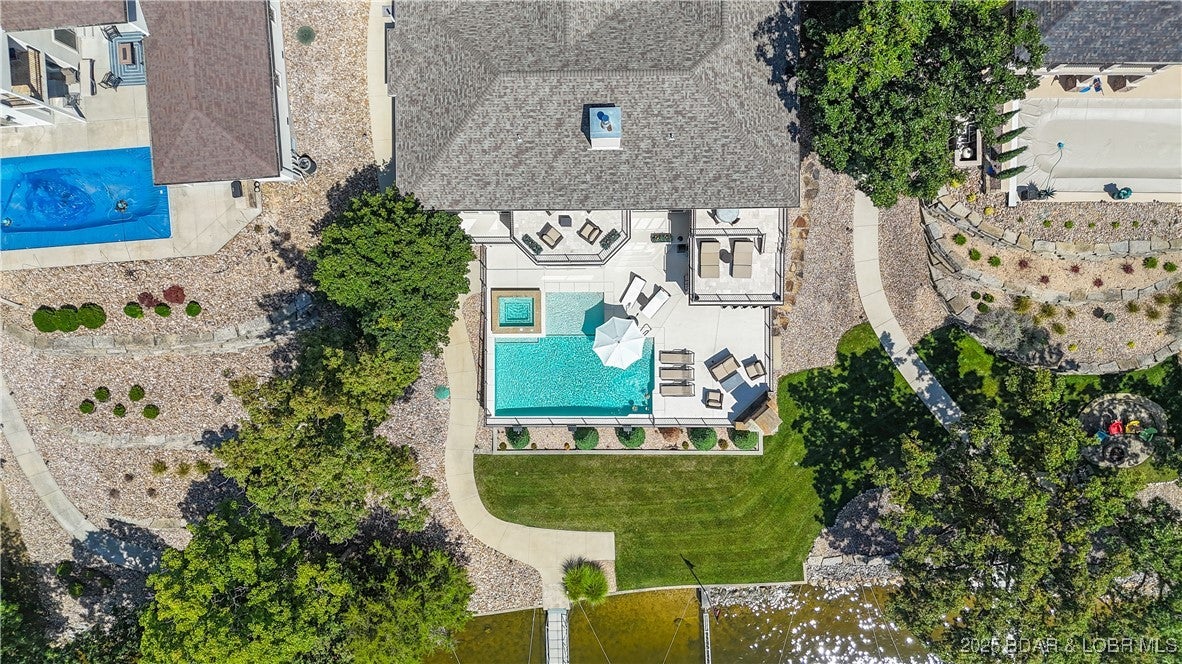 Sunrise Beach, Missouri, 65079, United States, 5 Bedrooms Bedrooms, ,5 BathroomsBathrooms,Residential,Active,1929435