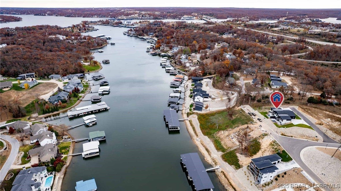 Osage Beach, Missouri, 65065, United States, 5 Bedrooms Bedrooms, ,4 BathroomsBathrooms,Residential,Active,1953713