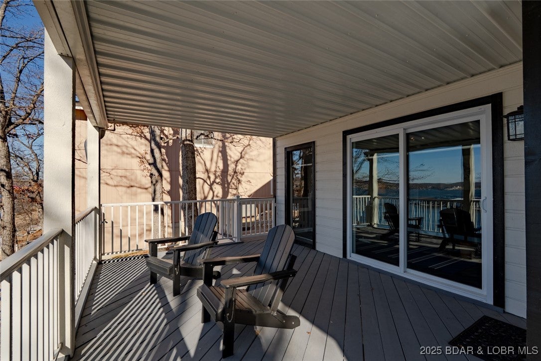 Four Seasons, Missouri, 65049, United States, 5 Bedrooms Bedrooms, ,4 BathroomsBathrooms,Residential,Active,2008696