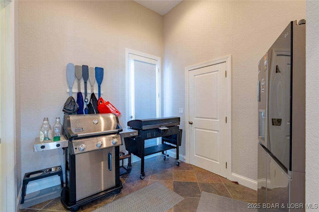 Sunrise Beach, Missouri, 65079, United States, 5 Bedrooms Bedrooms, ,7 BathroomsBathrooms,Residential,Active,2007238