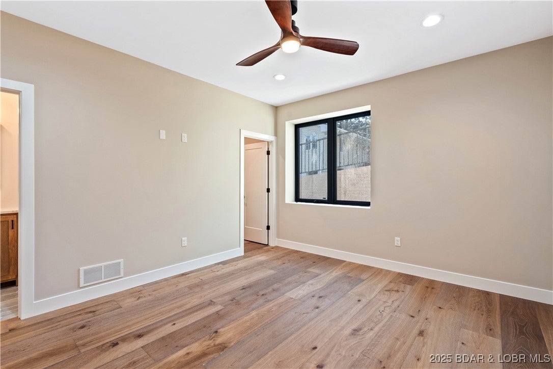 Osage Beach, Missouri, 65065, United States, 6 Bedrooms Bedrooms, ,6 BathroomsBathrooms,Residential,Active,1922661