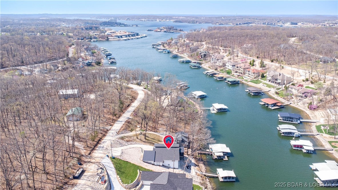 Sunrise Beach, Missouri, 65079, United States, ,5 BathroomsBathrooms,Residential,Active,1764512