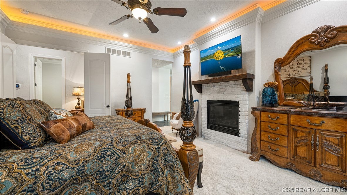 Porto Cima, Missouri, 65079, United States, 5 Bedrooms Bedrooms, ,5 BathroomsBathrooms,Residential,Active,1877782