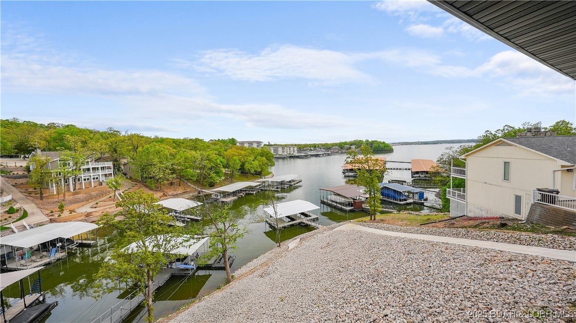 Osage Beach, Missouri, 65065, United States, 4 Bedrooms Bedrooms, ,4 BathroomsBathrooms,Residential,Active,1946330