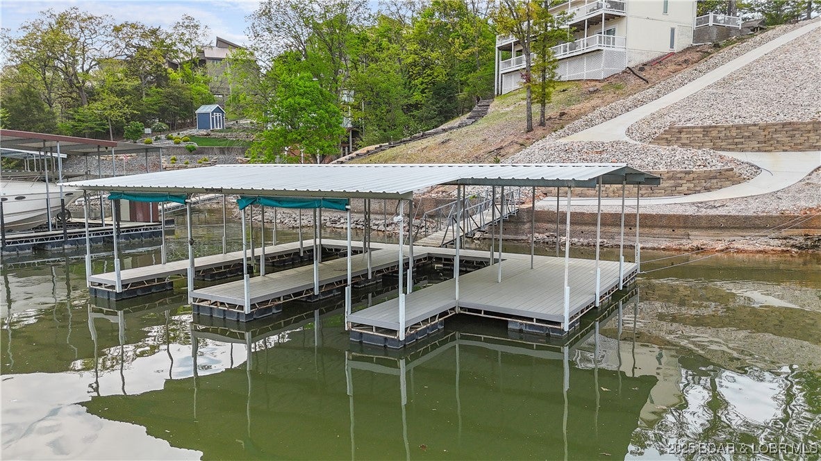 Osage Beach, Missouri, 65065, United States, 4 Bedrooms Bedrooms, ,4 BathroomsBathrooms,Residential,Active,1946330