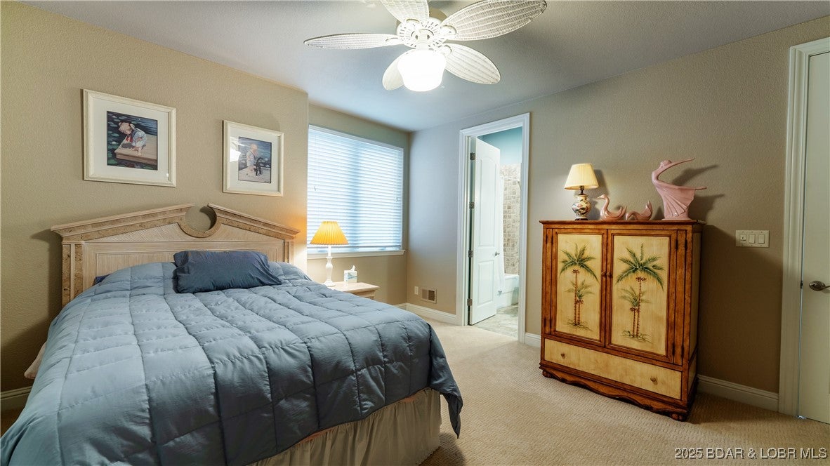 Camdenton, Missouri, 65020, United States, 5 Bedrooms Bedrooms, ,5 BathroomsBathrooms,Residential,Active,1989766