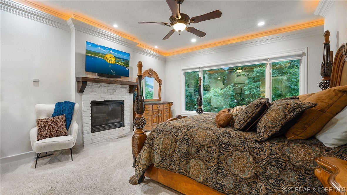Porto Cima, Missouri, 65079, United States, 5 Bedrooms Bedrooms, ,5 BathroomsBathrooms,Residential,Active,1877782