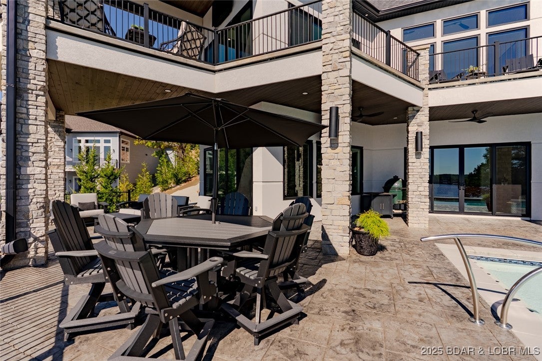 Sunrise Beach, Missouri, 65079, United States, 5 Bedrooms Bedrooms, ,7 BathroomsBathrooms,Residential,Active,1961963