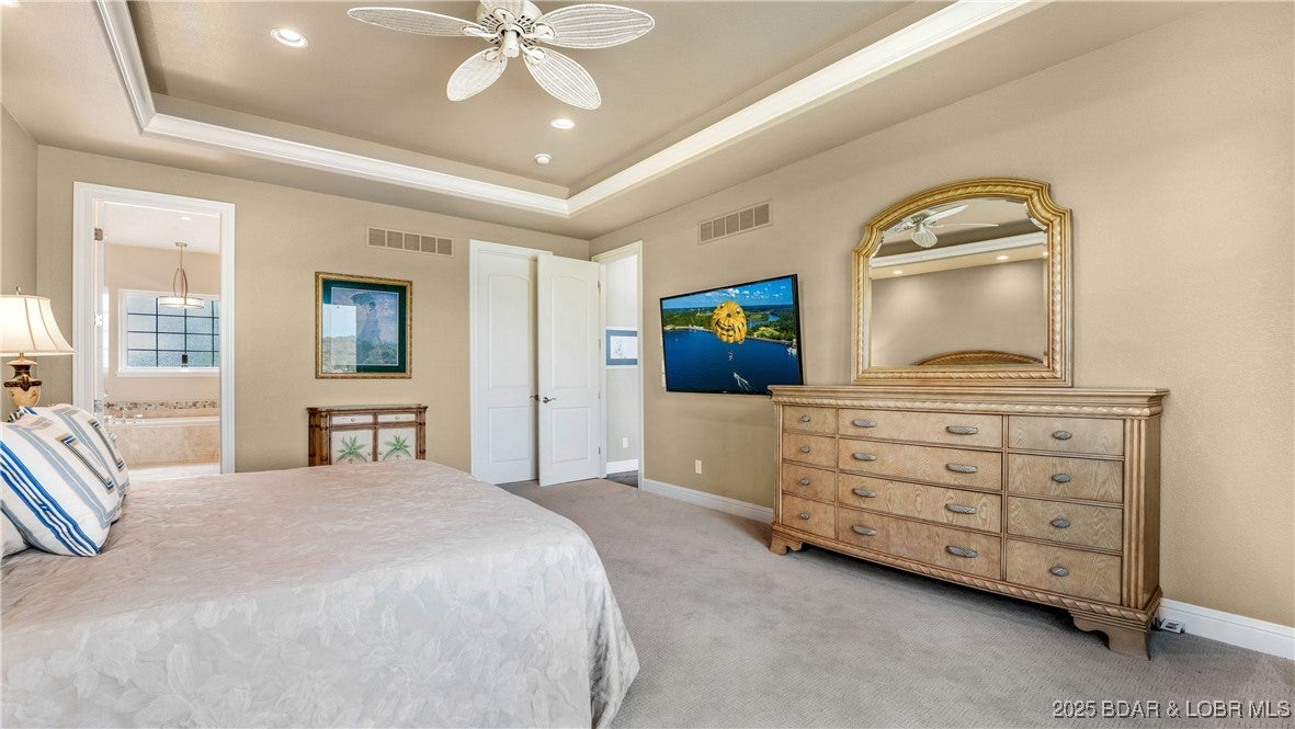 Camdenton, Missouri, 65020, United States, 5 Bedrooms Bedrooms, ,5 BathroomsBathrooms,Residential,Active,1989766