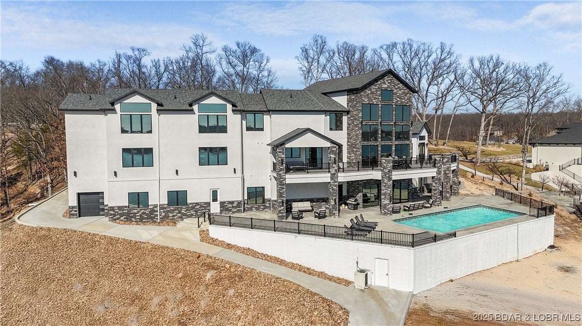 Sunrise Beach, Missouri, 65079, United States, 8 Bedrooms Bedrooms, ,10 BathroomsBathrooms,Residential,Active,1964490