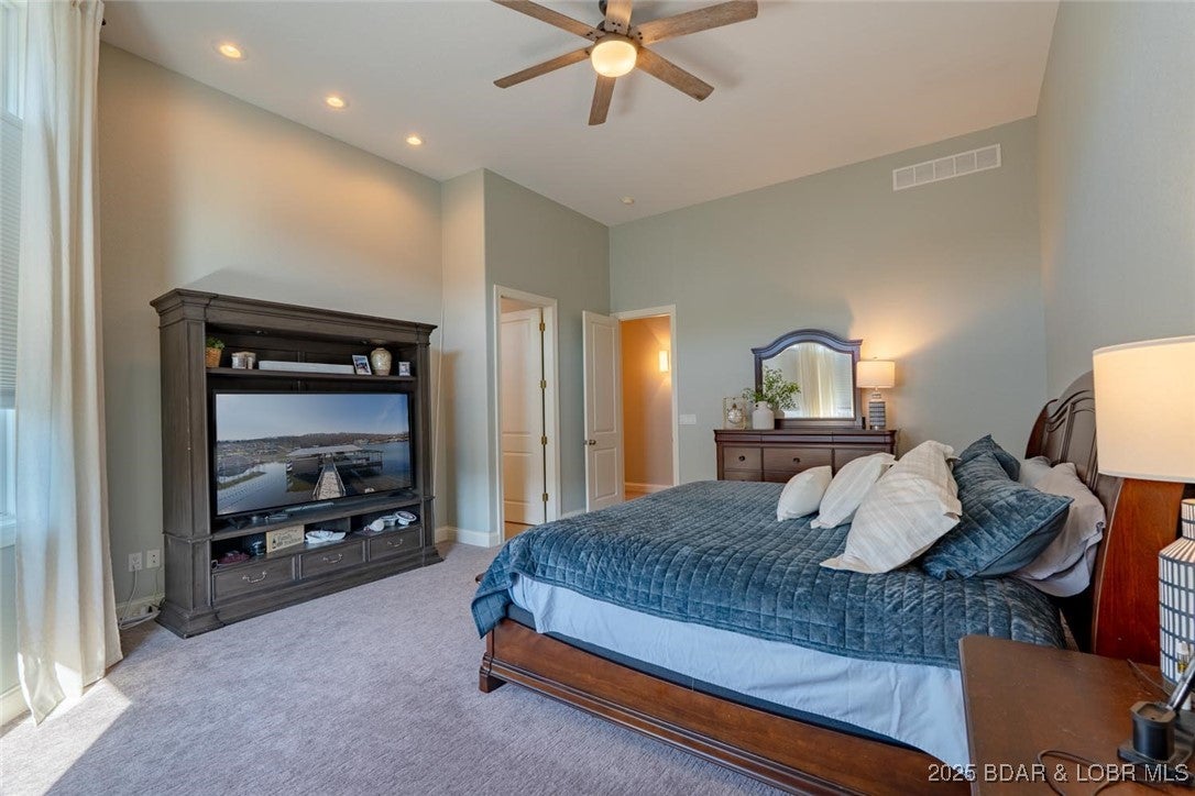 Sunrise Beach, Missouri, 65079, United States, 5 Bedrooms Bedrooms, ,7 BathroomsBathrooms,Residential,Active,2007238