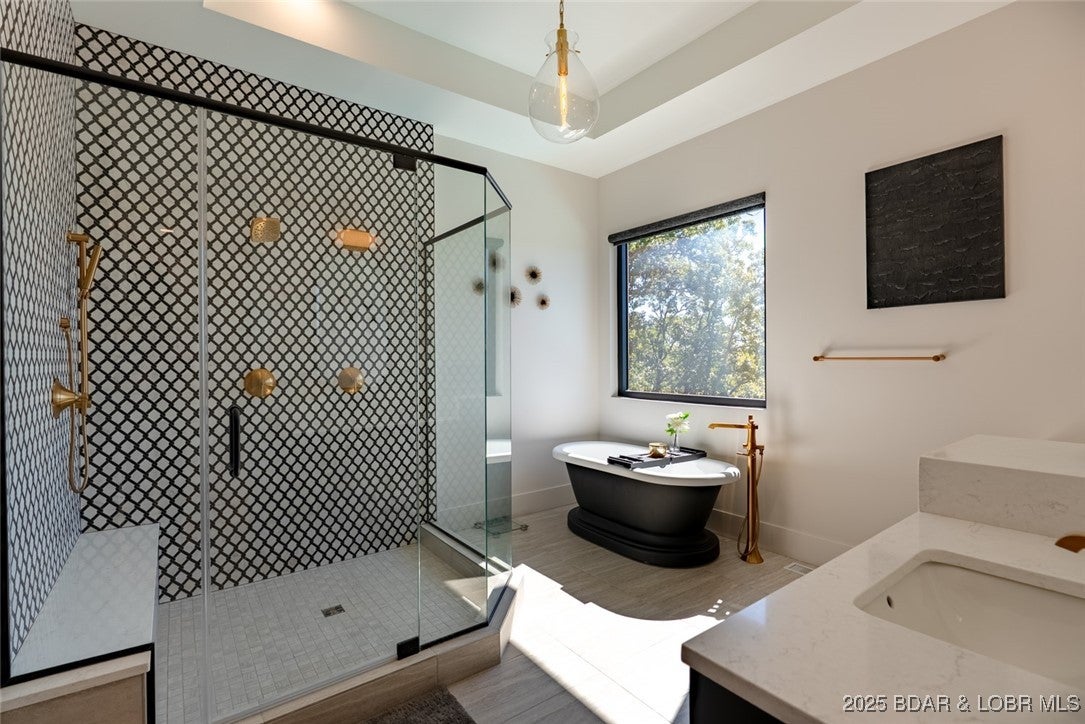 Sunrise Beach, Missouri, 65079, United States, 5 Bedrooms Bedrooms, ,7 BathroomsBathrooms,Residential,Active,1961963